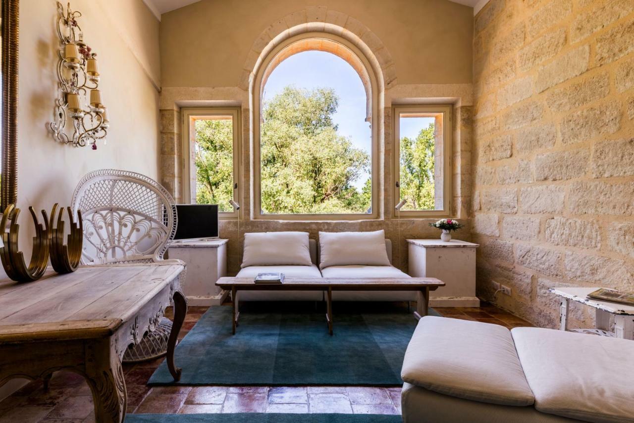 Le Domaine Des Oreades Uzes Exterior photo